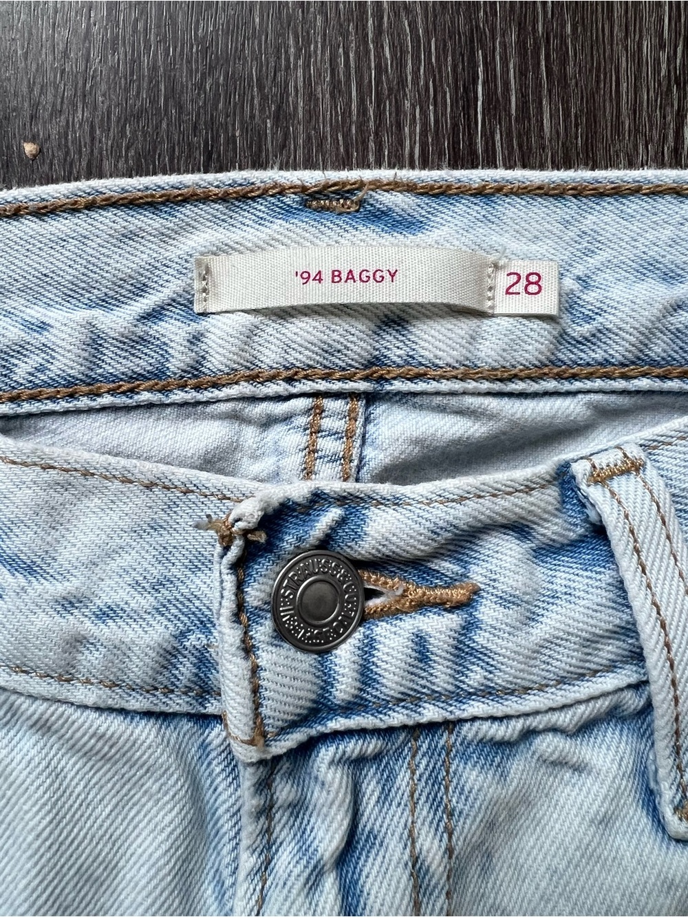 Levi’s 94 baggy light wash jeans size 28 - Picture 6 of 10